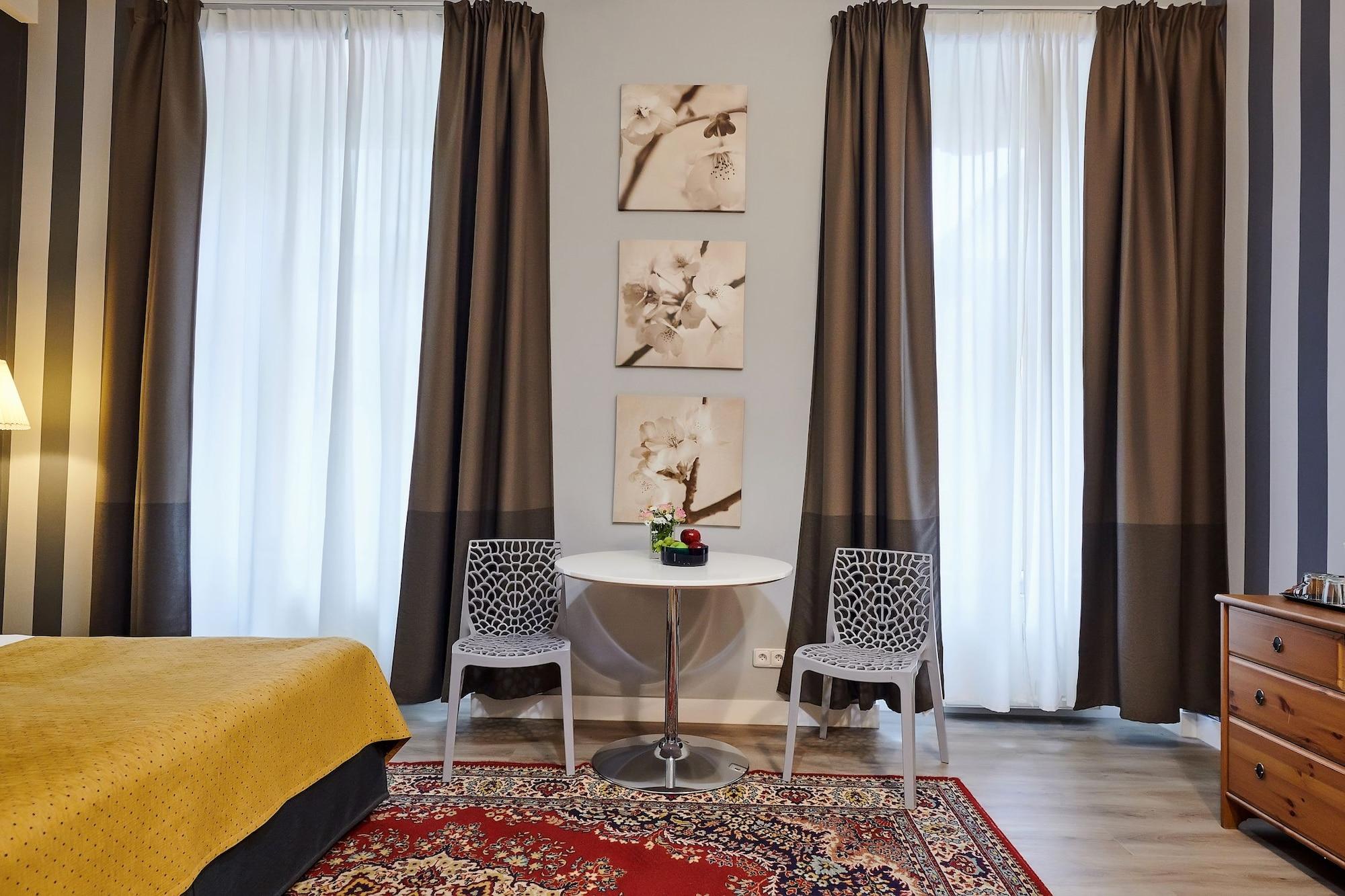 La Boutique Hotel Prague Ngoại thất bức ảnh