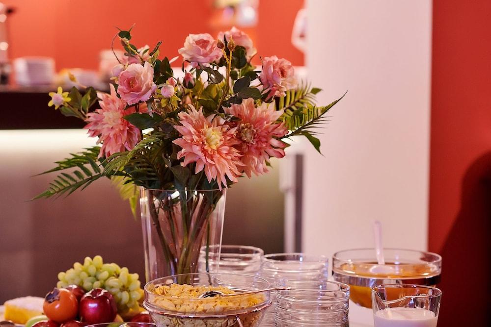 La Boutique Hotel Prague Ngoại thất bức ảnh